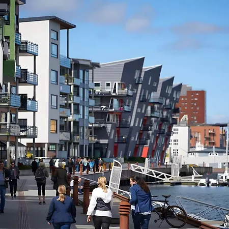 Modern And Centrally Located Apartment Bergen